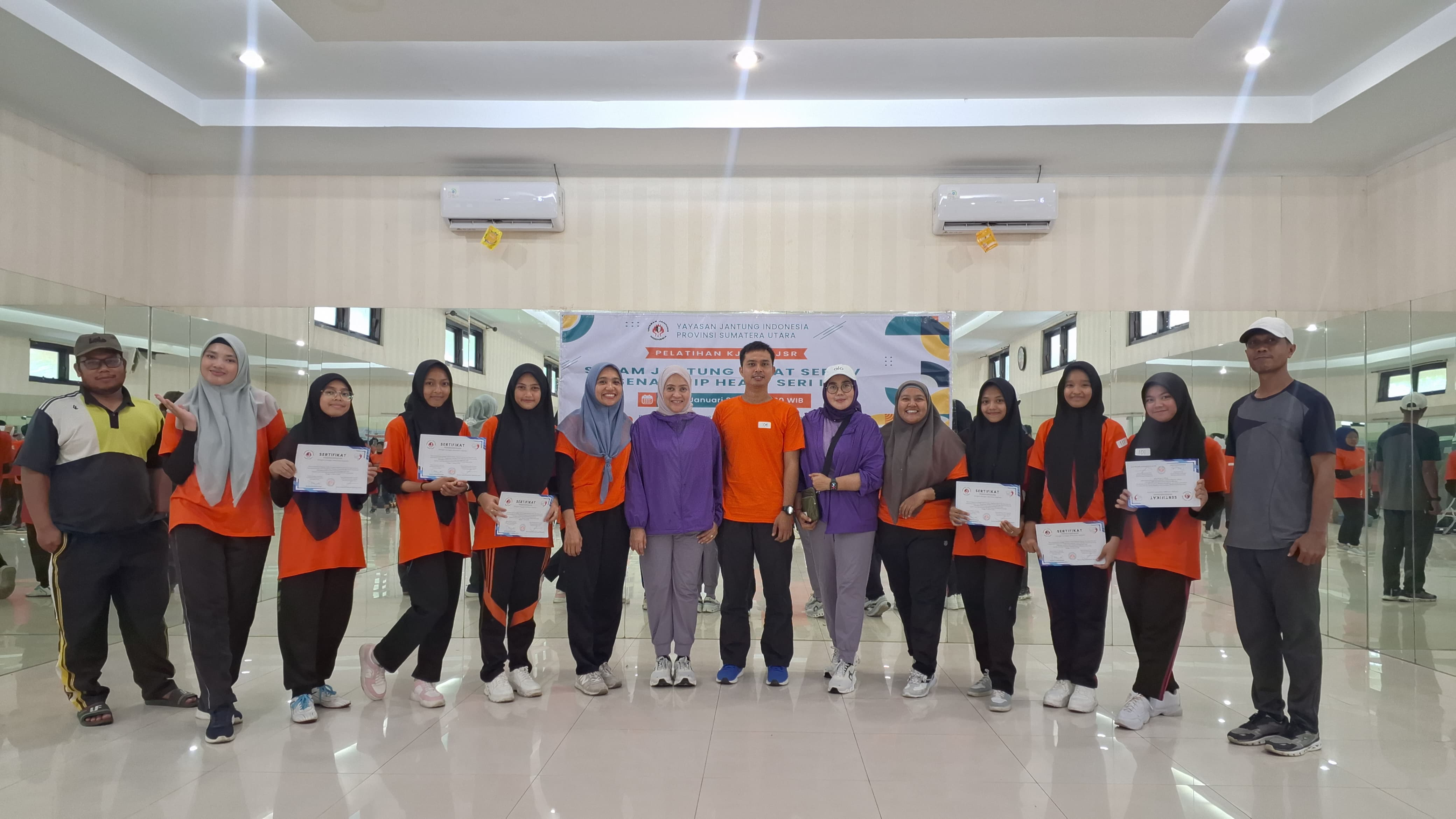 Siswi MAN 1 Langkat Raih Prestasi Peserta Pavorit II di Senam Jantung Sehat Provinsi Sumatera Utara