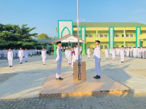 Suasana Penuh Khitmat Iringi Upacara Peringatan Hari Lahir Pancasila di MAN 1 Langkat